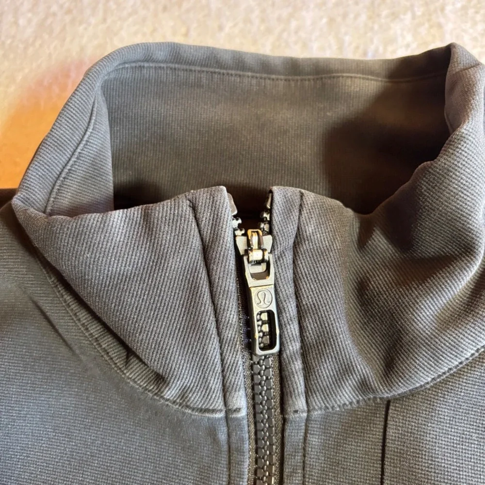 Lululemon Men's Sojourn Jacket Zip Up Activewear‎ Athleisure Black Size M